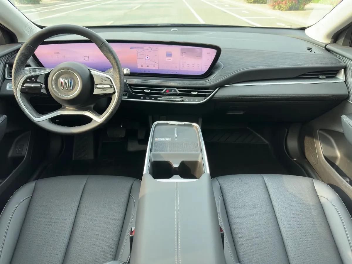 2025 Buick Larcosse 2.0T 237HP L4 9AT,autocango,china used car exporter,china ev exporter,chinese used car exporter,chinese used ev exporter