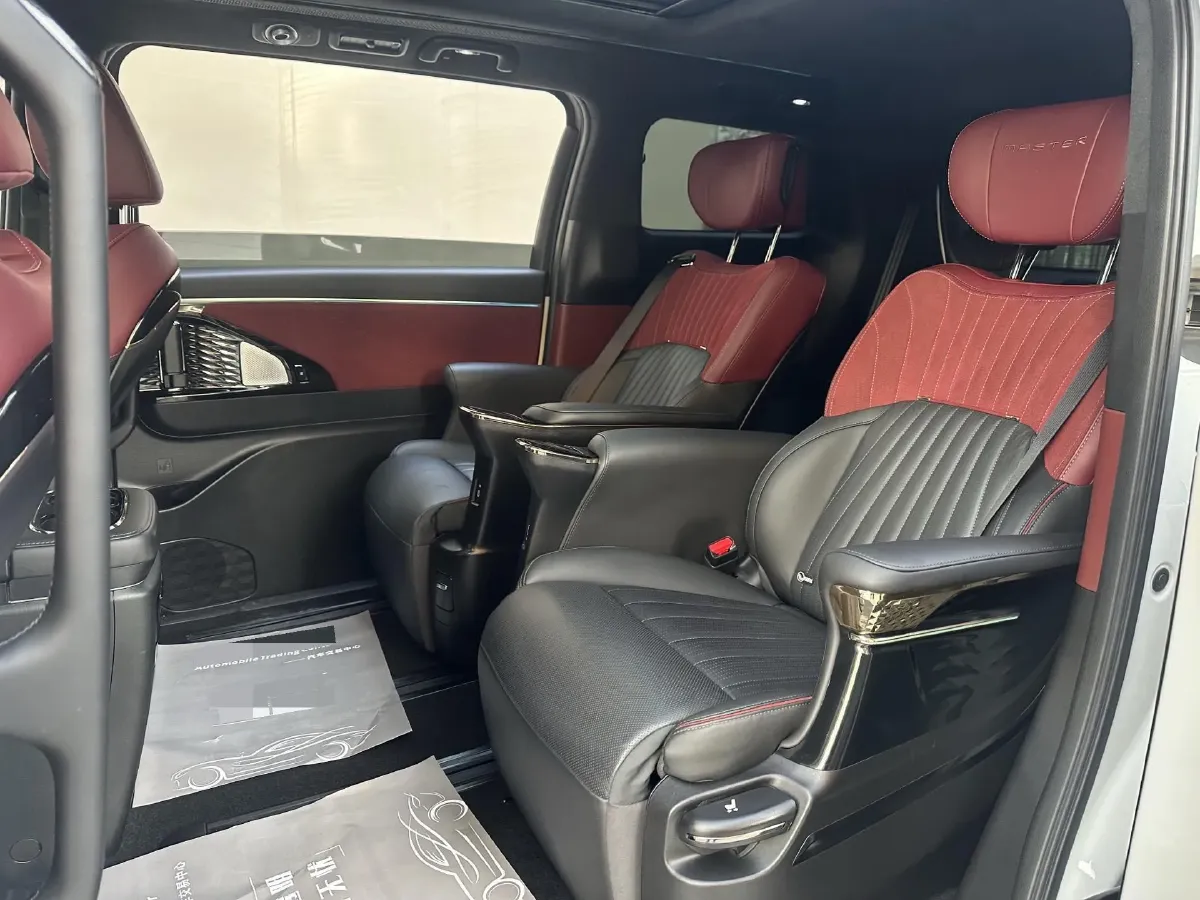 2023 GAC Trumpchi M8 2.0T 252HP L4 8AT,autocango,china used car exporter,china ev exporter,chinese used car exporter,chinese used ev exporter