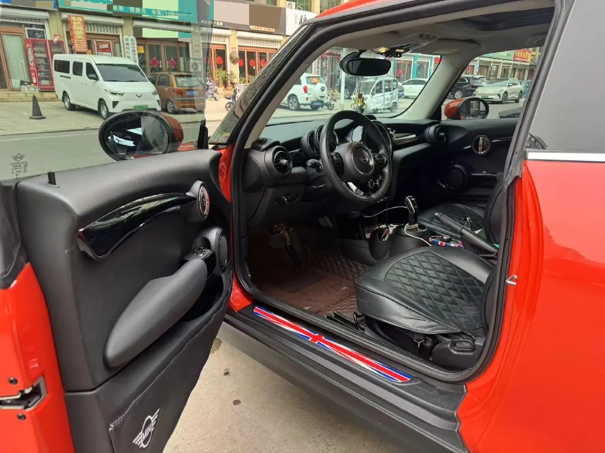 2021 MINI MINI 1.5T 102HP L3 7DCT,autocango,china used car exporter,china ev exporter,chinese used car exporter,chinese used ev exporter