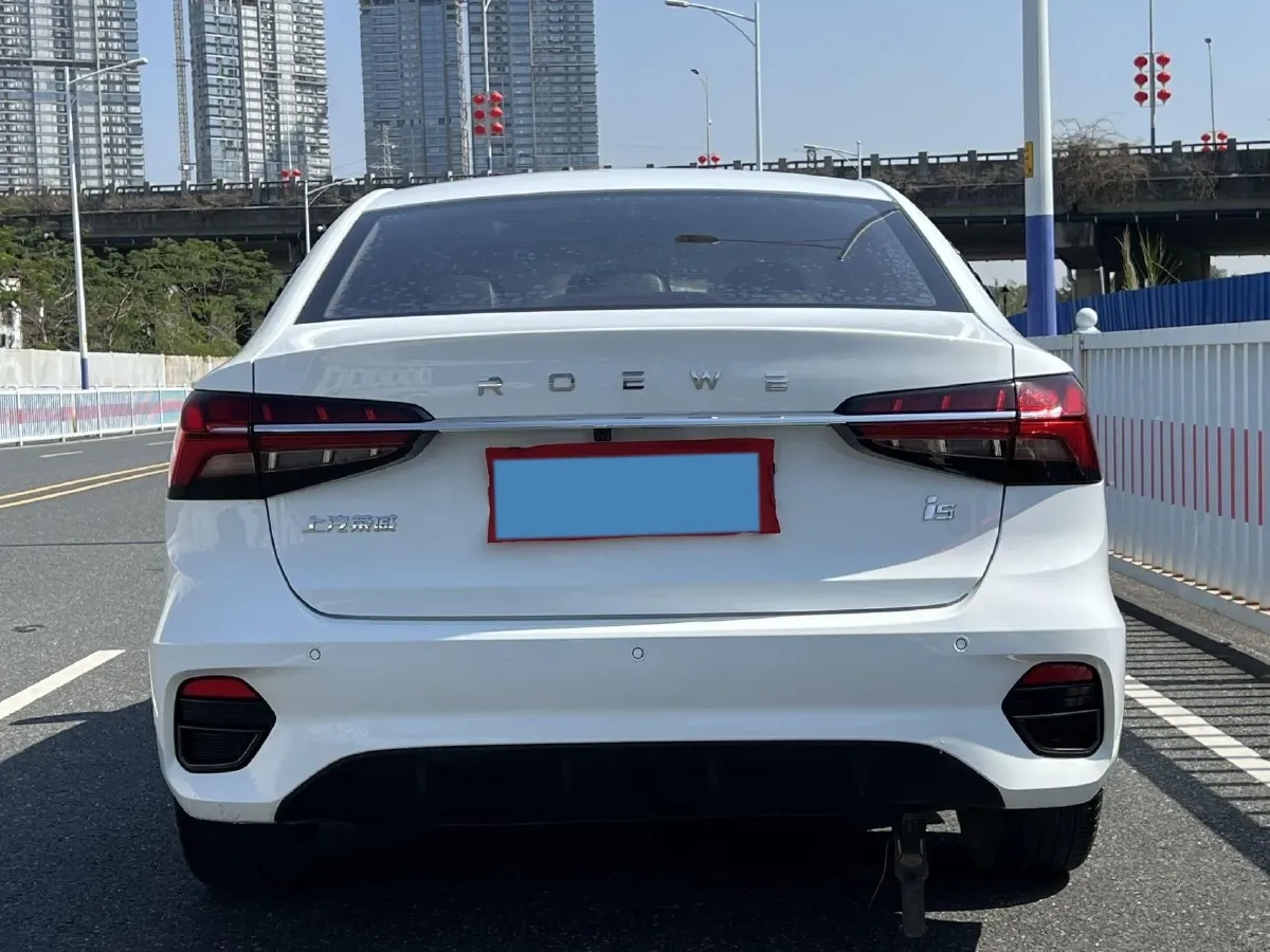 2021 Roewe i5 1.5L 120HP L4 CVT,autocango,china used car exporter,china ev exporter,chinese used car exporter,chinese used ev exporter
