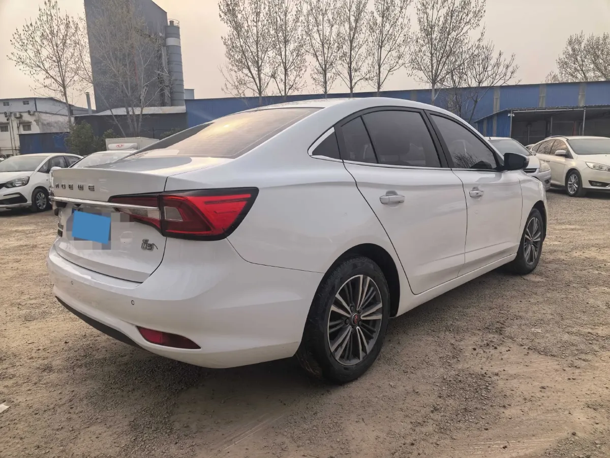 2019 Roewe i5 1.5L 120HP L4 5MT,autocango,china used car exporter,china ev exporter,chinese used car exporter,chinese used ev exporter