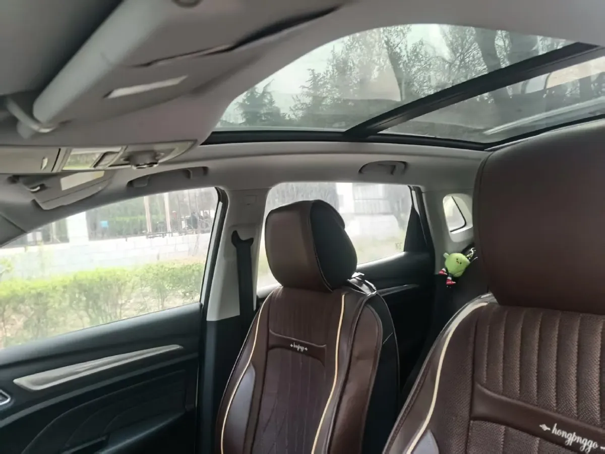 2020 Roewe RX3 1.6L 125HP L4 CVT,autocango,china used car exporter,china ev exporter,chinese used car exporter,chinese used ev exporter