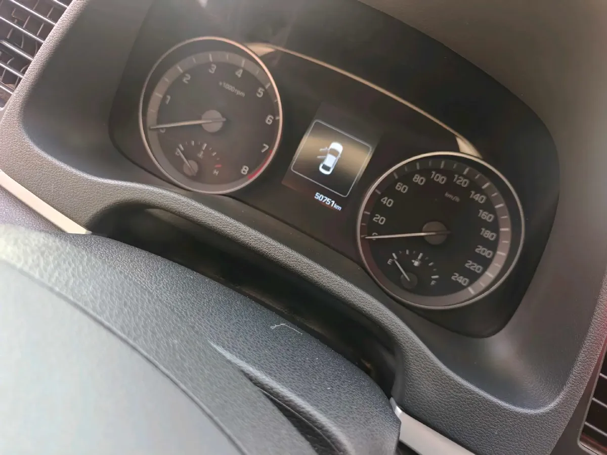 2016 Hyundai Elantra 1.6L 130HP L4 6AT,autocango,china used car exporter,china ev exporter,chinese used car exporter,chinese used ev exporter