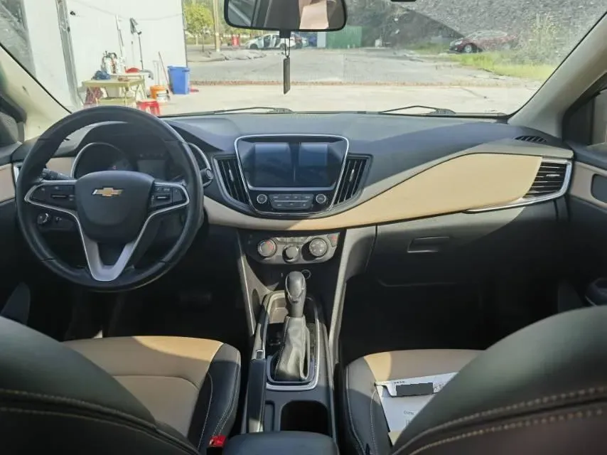 2022 Chevrolet Monza 1.5L 113HP L4 6AT,autocango,china used car exporter,china ev exporter,chinese used car exporter,chinese used ev exporter