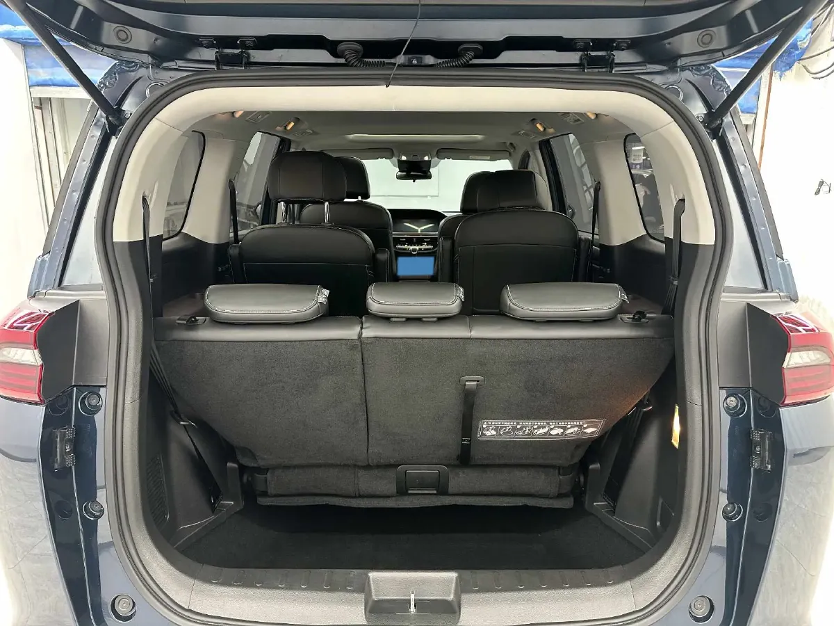 2021 GAC Trumpchi M6 1.5T 169HP L4 6AT,autocango,china used car exporter,china ev exporter,chinese used car exporter,chinese used ev exporter