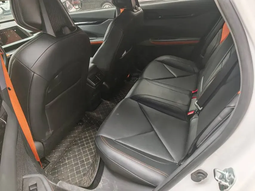 2022 ChangAn UNI-V 1.5T 188HP L4 7DCT,autocango,china used car exporter,china ev exporter,chinese used car exporter,chinese used ev exporter