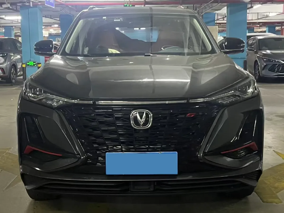 2022 ChangAn CS75 Plus 1.5T 178HP L4 6AT,autocango,china used car exporter,china ev exporter,chinese used car exporter,chinese used ev exporter