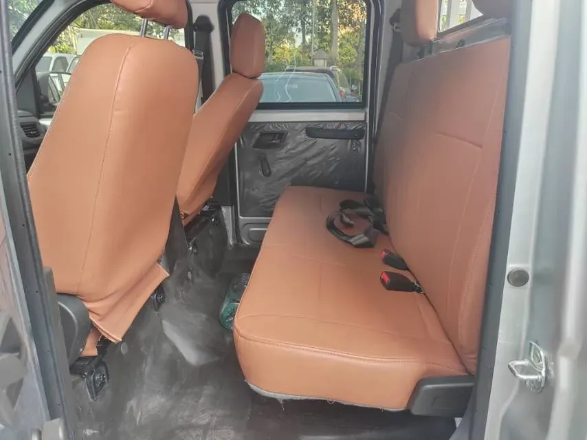 2023 WuLing RongGuang New Truck 2.0L 136HP L4 5MT,autocango,china used car exporter,china ev exporter,chinese used car exporter,chinese used ev exporter