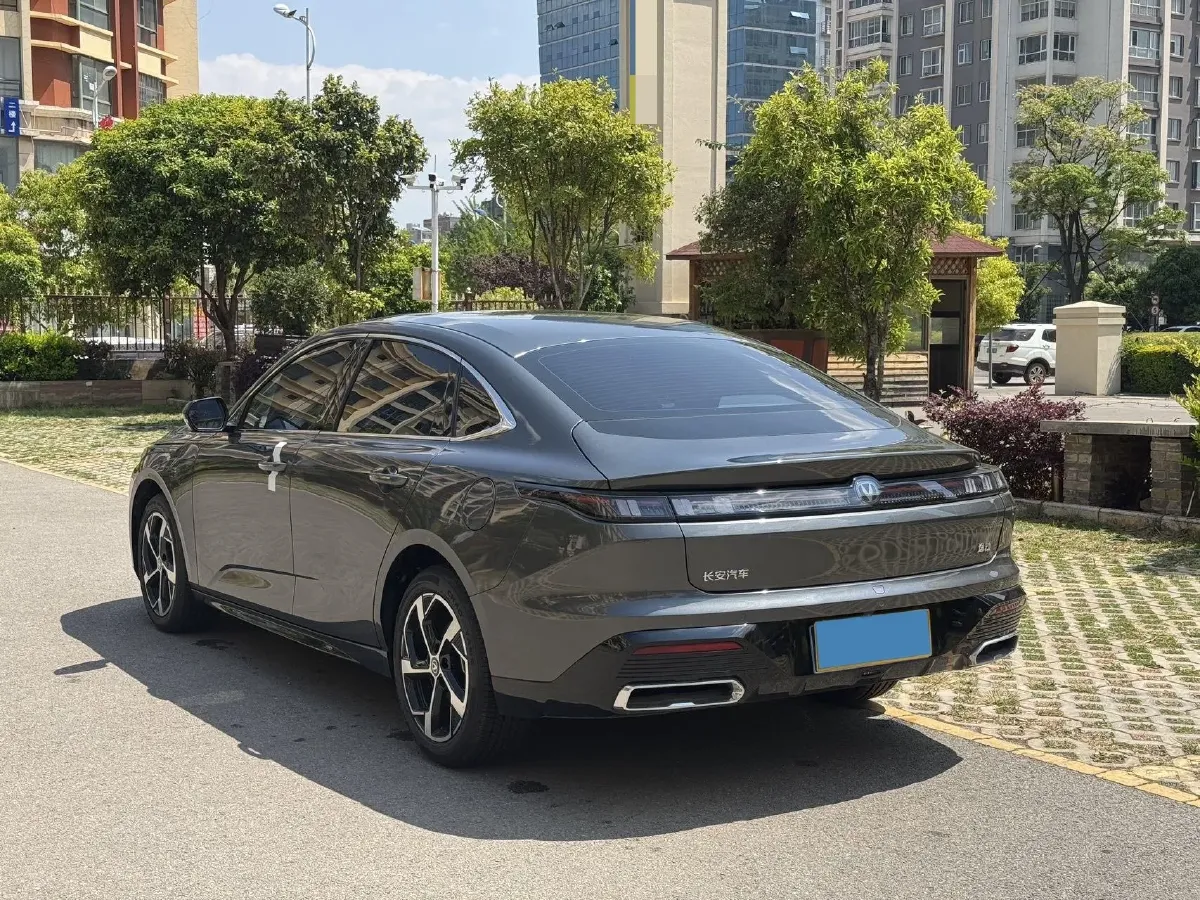 2026 ChangAn Eado 1.5T 192HP L4 7DCT,autocango,china used car exporter,china ev exporter,chinese used car exporter,chinese used ev exporter