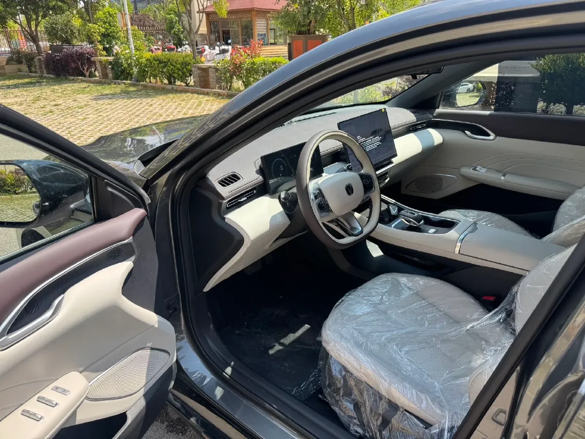 2026 ChangAn Eado 1.5T 192HP L4 7DCT,autocango,china used car exporter,china ev exporter,chinese used car exporter,chinese used ev exporter