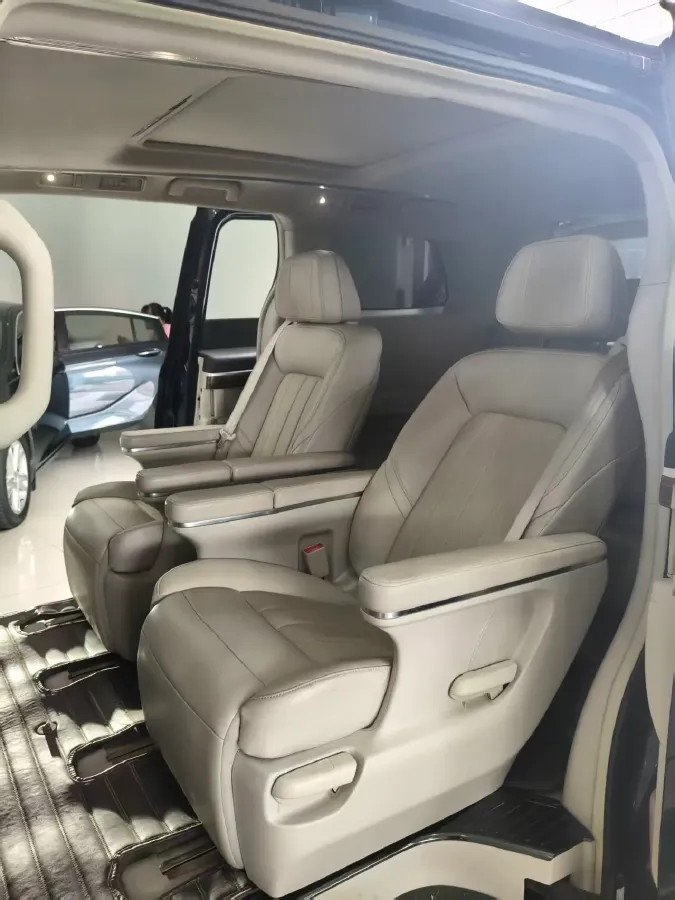 2018 GAC Trumpchi M8 2.0T 201HP L4 6AT,autocango,china used car exporter,china ev exporter,chinese used car exporter,chinese used ev exporter