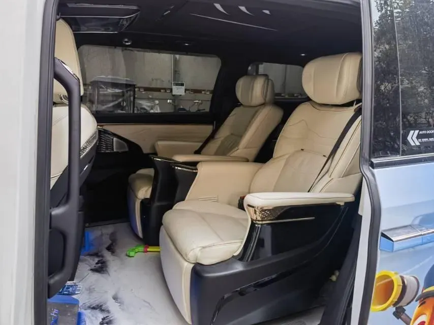 2023 GAC Trumpchi M8 2.0T 252HP L4 8AT,autocango,china used car exporter,china ev exporter,chinese used car exporter,chinese used ev exporter