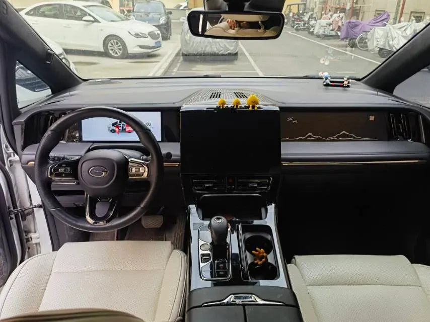 2023 GAC Trumpchi M8 2.0T 252HP L4 8AT,autocango,china used car exporter,china ev exporter,chinese used car exporter,chinese used ev exporter