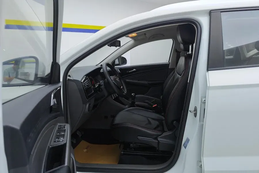 2021 Jetta VS5 1.4T 150HP L4 5MT,autocango,china used car exporter,china ev exporter,chinese used car exporter,chinese used ev exporter