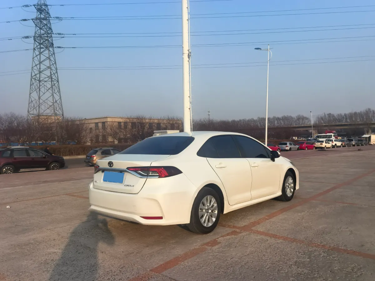 2021 Toyota Corolla 1.2T 116HP L4 CVT,autocango,china used car exporter,china ev exporter,chinese used car exporter,chinese used ev exporter