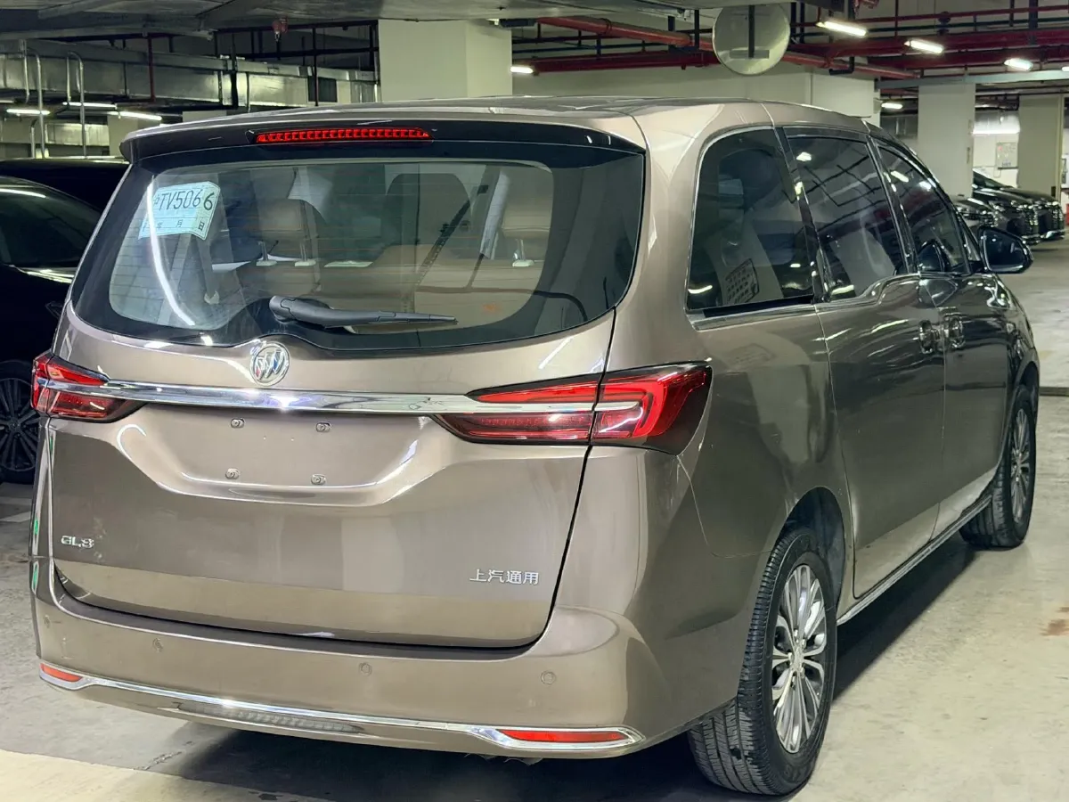 2023 Buick GL8 2.0T 237HP L4 9AT,autocango,china used car exporter,china ev exporter,chinese used car exporter,chinese used ev exporter