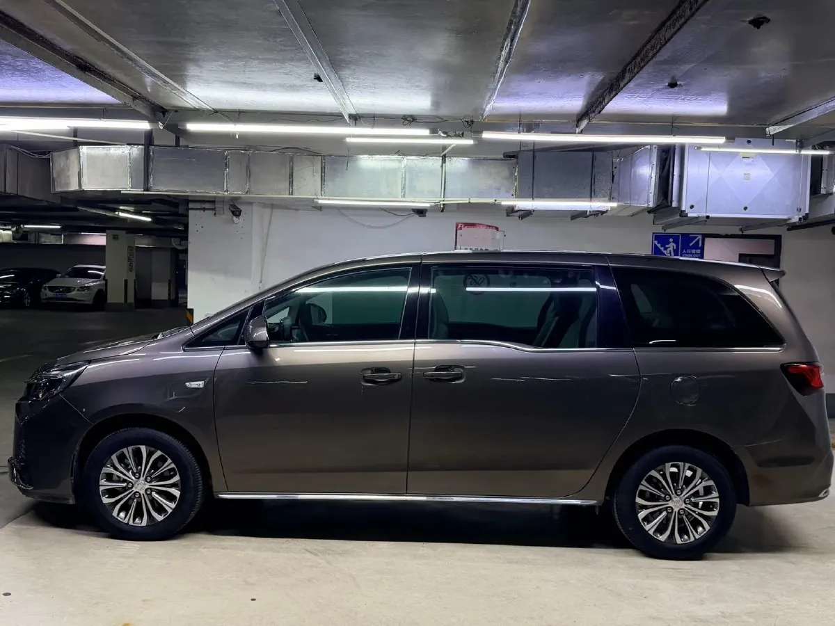 2023 Buick GL8 2.0T 237HP L4 9AT,autocango,china used car exporter,china ev exporter,chinese used car exporter,chinese used ev exporter