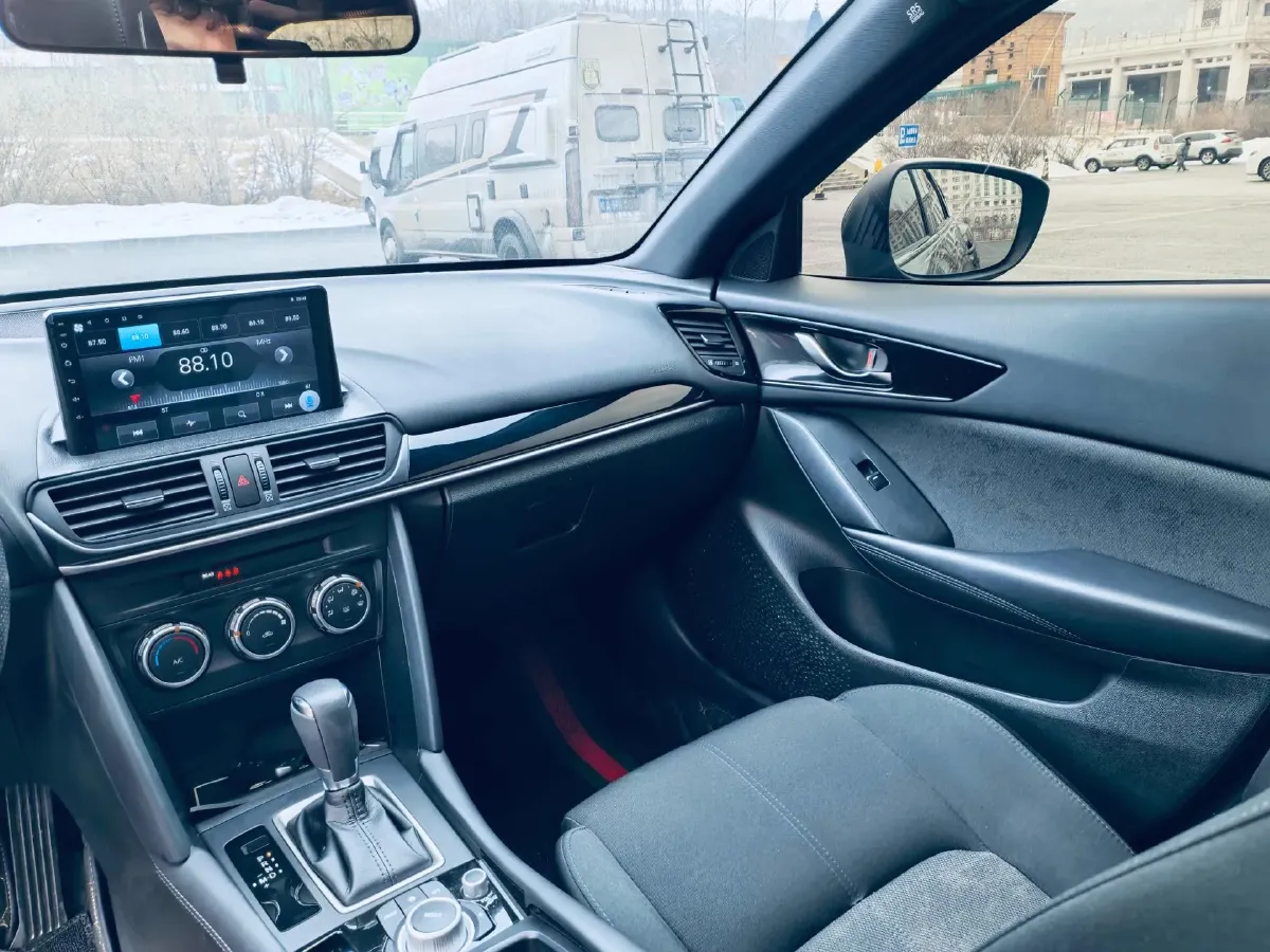 2021 Mazda CX-4 2.0L 158HP L4 6AT,autocango,china used car exporter,china ev exporter,chinese used car exporter,chinese used ev exporter