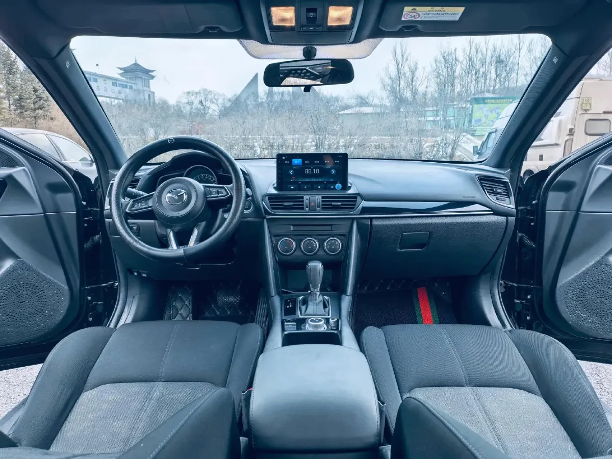 2021 Mazda CX-4 2.0L 158HP L4 6AT,autocango,china used car exporter,china ev exporter,chinese used car exporter,chinese used ev exporter