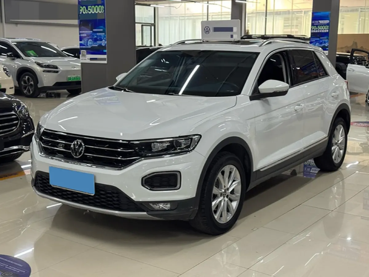 2022 Volkswagen T-Roc 1.4T 150HP L4 7DCT,autocango,china used car exporter,china ev exporter,chinese used car exporter,chinese used ev exporter