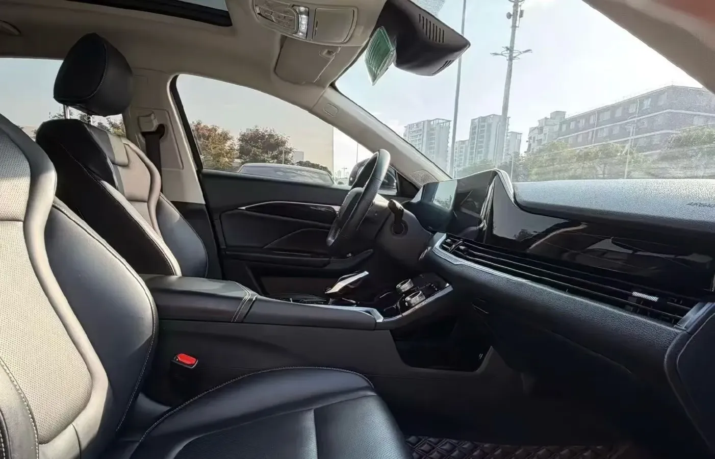 2023 Bestune B70 1.5T 169HP L4 7DCT,autocango,china used car exporter,china ev exporter,chinese used car exporter,chinese used ev exporter