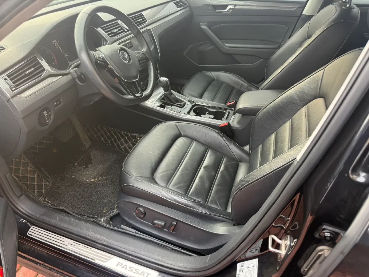 2017 Volkswagen Passat 1.8T 180HP L4 7DCT,autocango,china used car exporter,china ev exporter,chinese used car exporter,chinese used ev exporter