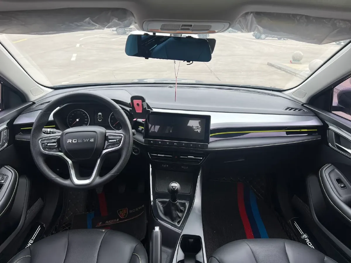 2021 Roewe i5 1.5L 120HP L4 5MT,autocango,china used car exporter,china ev exporter,chinese used car exporter,chinese used ev exporter