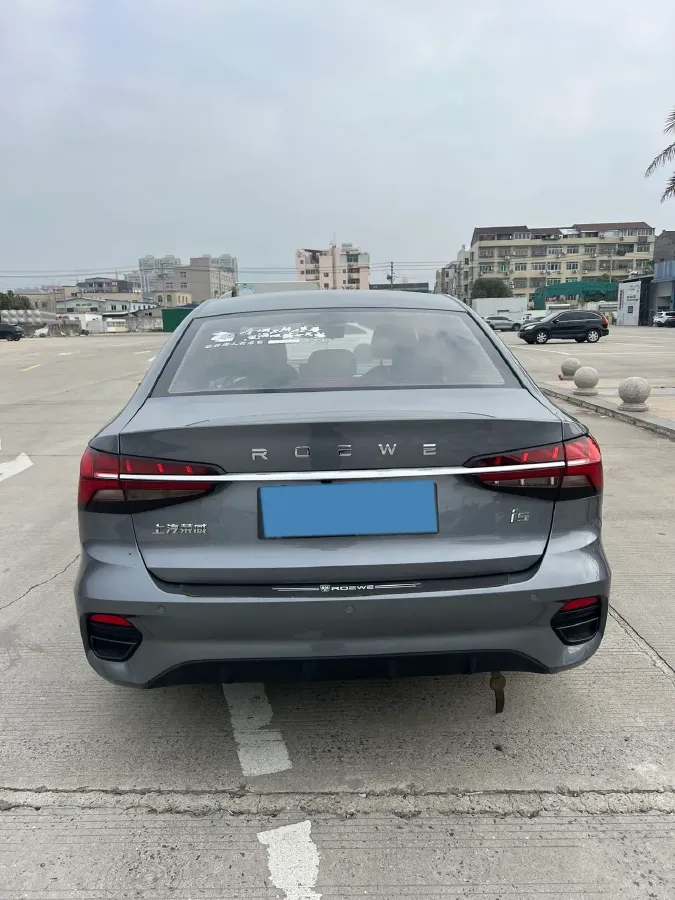 2021 Roewe i5 1.5L 120HP L4 5MT,autocango,china used car exporter,china ev exporter,chinese used car exporter,chinese used ev exporter