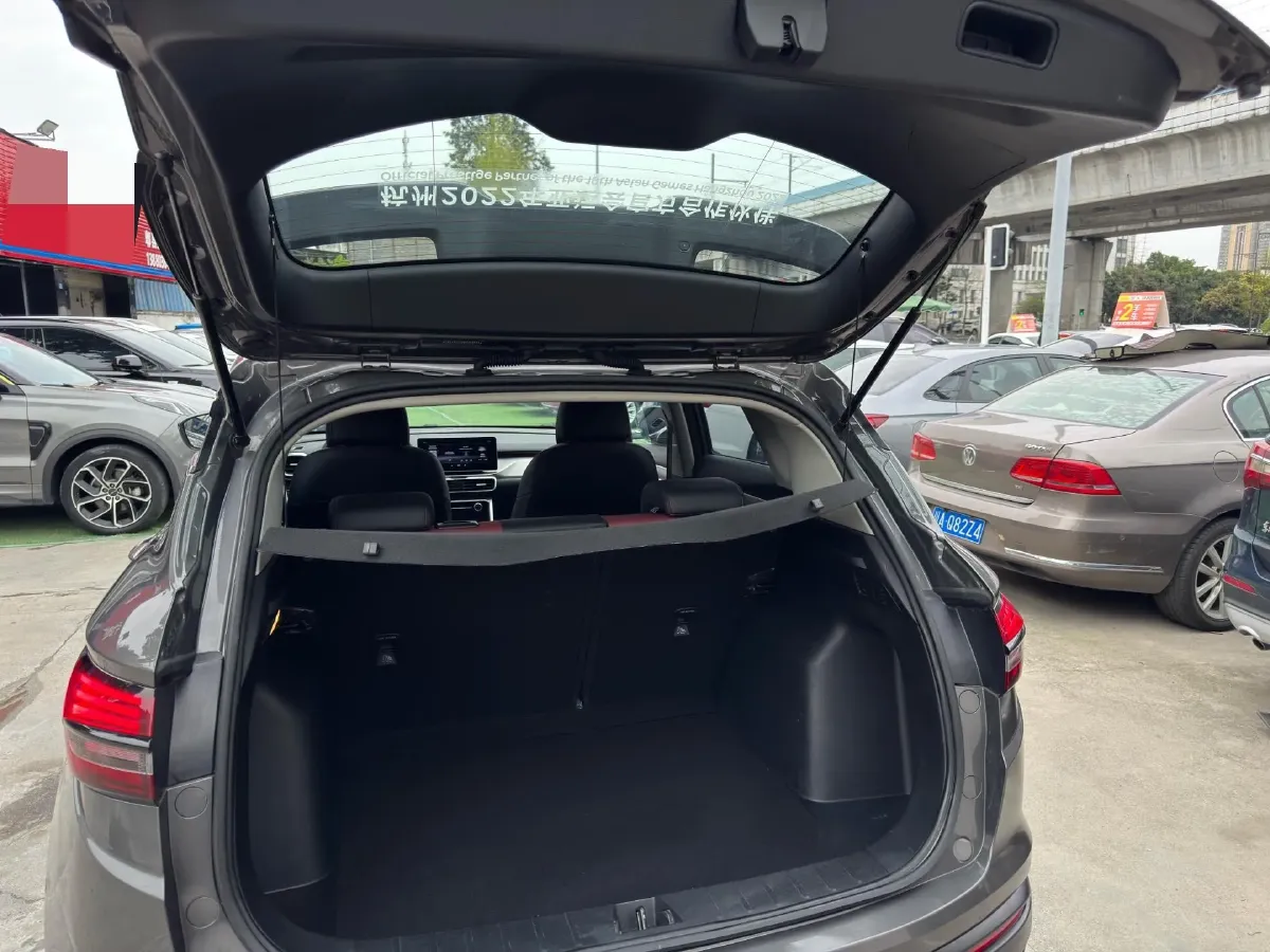 2021 Geely Coolray 1.4T 141HP L4 6DCT,autocango,china used car exporter,china ev exporter,chinese used car exporter,chinese used ev exporter