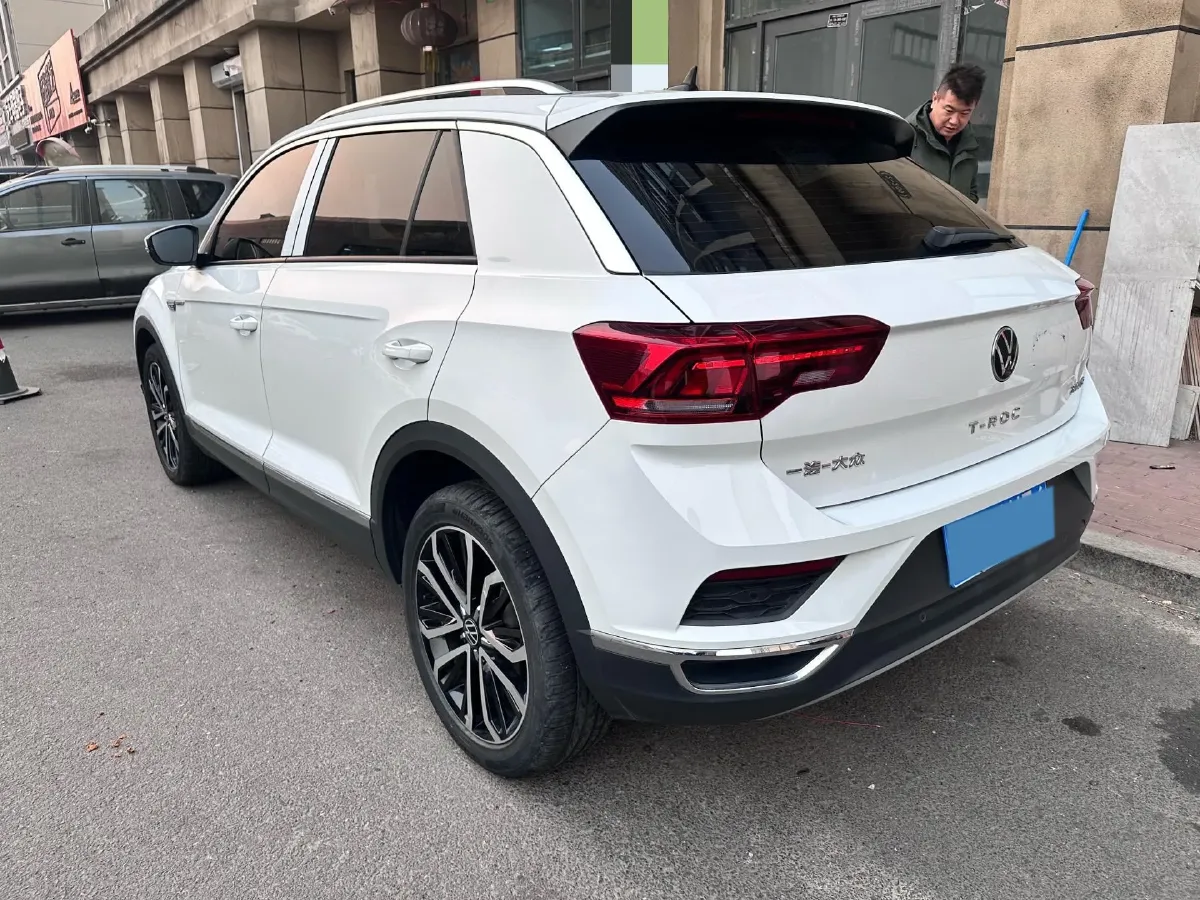 2022 Volkswagen T-Roc 1.4T 150HP L4 7DCT,autocango,china used car exporter,china ev exporter,chinese used car exporter,chinese used ev exporter
