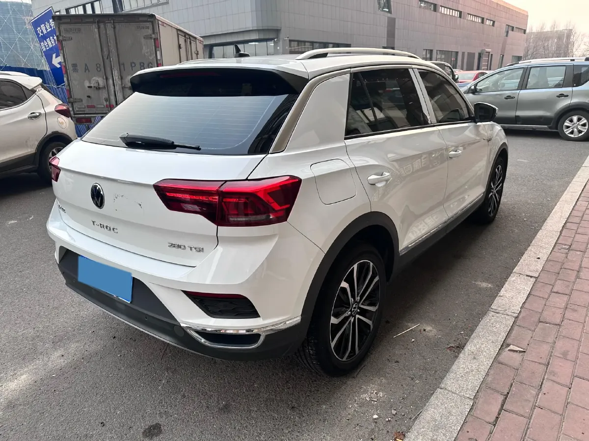 2022 Volkswagen T-Roc 1.4T 150HP L4 7DCT,autocango,china used car exporter,china ev exporter,chinese used car exporter,chinese used ev exporter