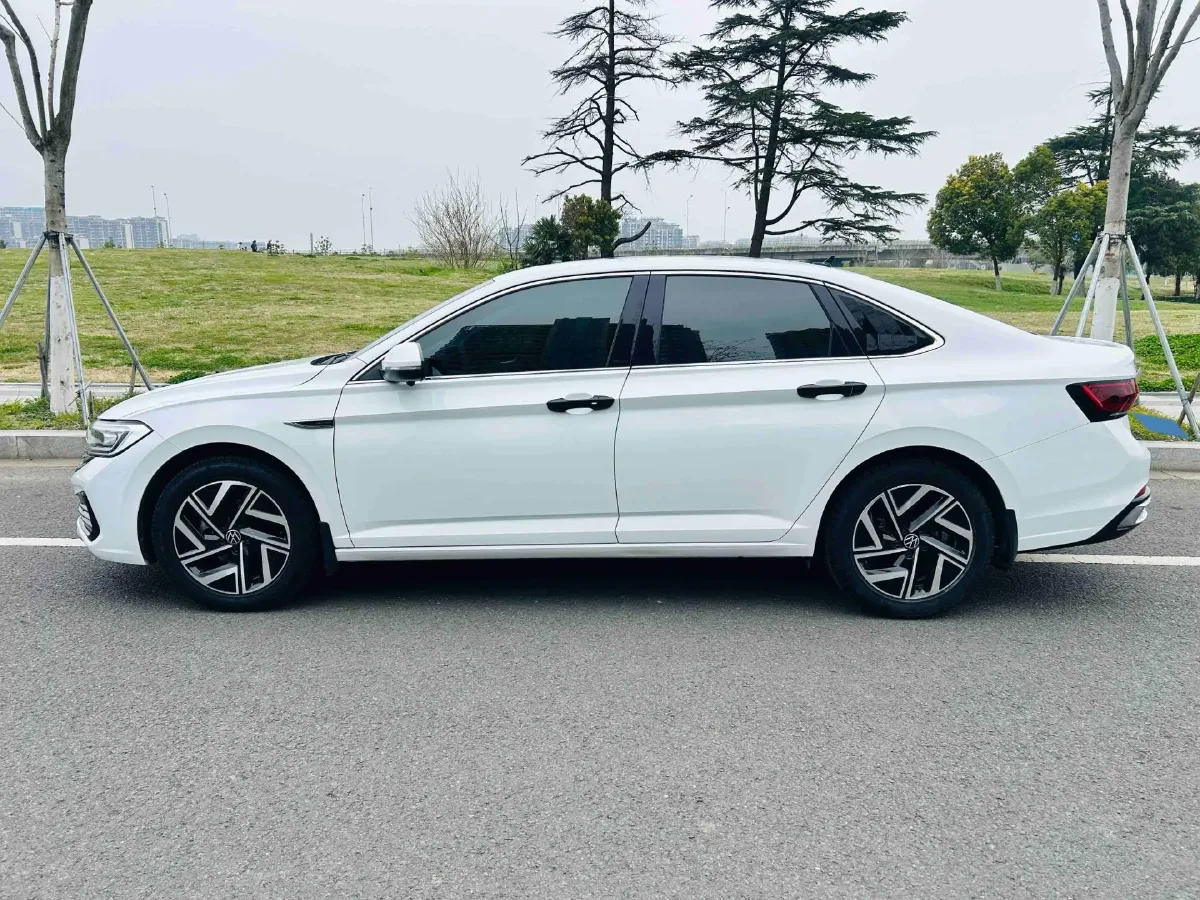 2023 Volkswagen Sagitar 1.5T 160HP L4 7DCT,autocango,china used car exporter,china ev exporter,chinese used car exporter,chinese used ev exporter