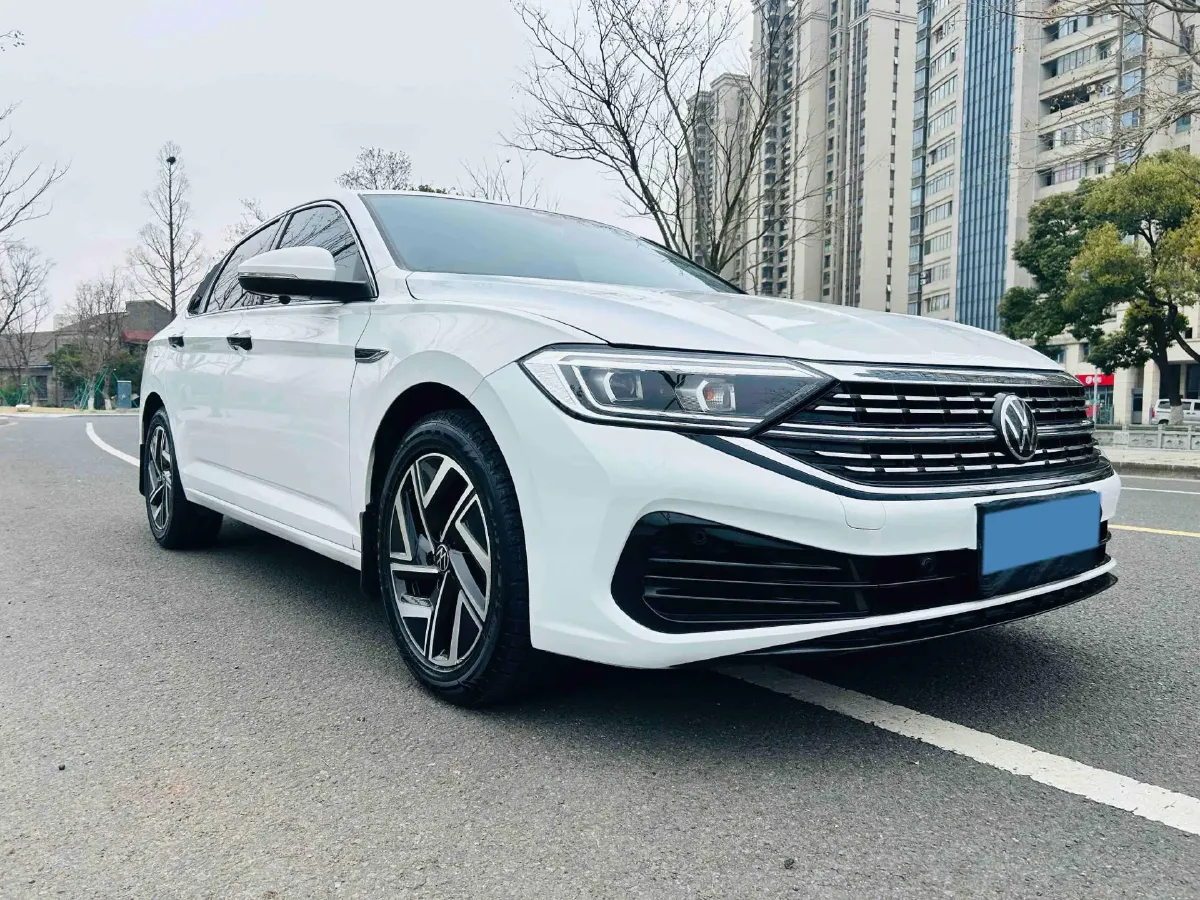 2023 Volkswagen Sagitar 1.5T 160HP L4 7DCT,autocango,china used car exporter,china ev exporter,chinese used car exporter,chinese used ev exporter