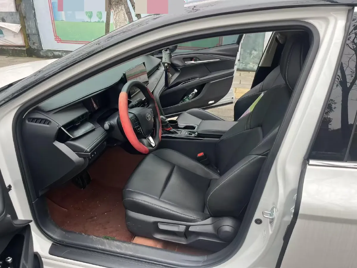 2024 Toyota Camry 2.0L 152HP L4 E-CVT Hybrid,autocango,china used car exporter,china ev exporter,chinese used car exporter,chinese used ev exporter