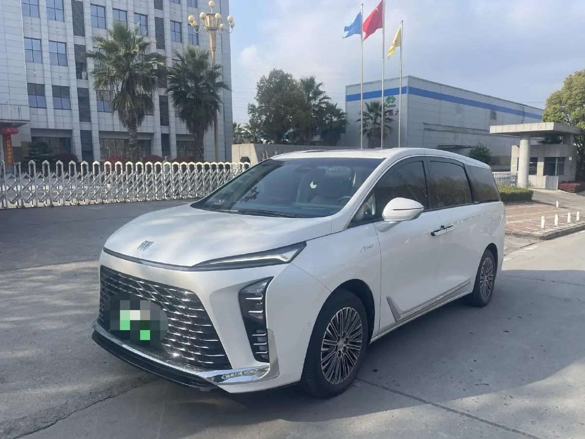 2024 Buick GL8 1.5T 180HP L4 2DHT PHEV 24.4KWH,autocango,china used car exporter,china ev exporter,chinese used car exporter,chinese used ev exporter