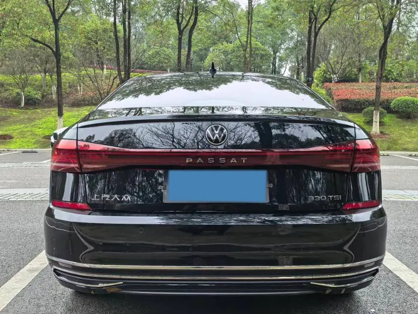 2023 Volkswagen Passat 2.0T 186HP L4 7DCT,autocango,china used car exporter,china ev exporter,chinese used car exporter,chinese used ev exporter