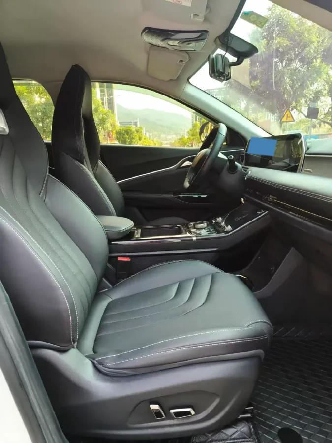 2021 Roewe RX5 1.5T 181HP L4 7DCT,autocango,china used car exporter,china ev exporter,chinese used car exporter,chinese used ev exporter