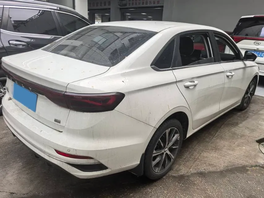2022 Geely Emgrand 1.5L 114HP L4 CVT,autocango,china used car exporter,china ev exporter,chinese used car exporter,chinese used ev exporter