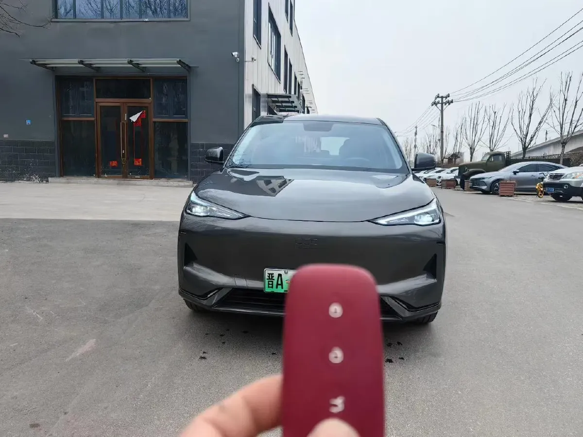 2024 LanDian E5 1.5L 110HP L4 E-CVT PHEV 17.52KWH,autocango,china used car exporter,china ev exporter,chinese used car exporter,chinese used ev exporter