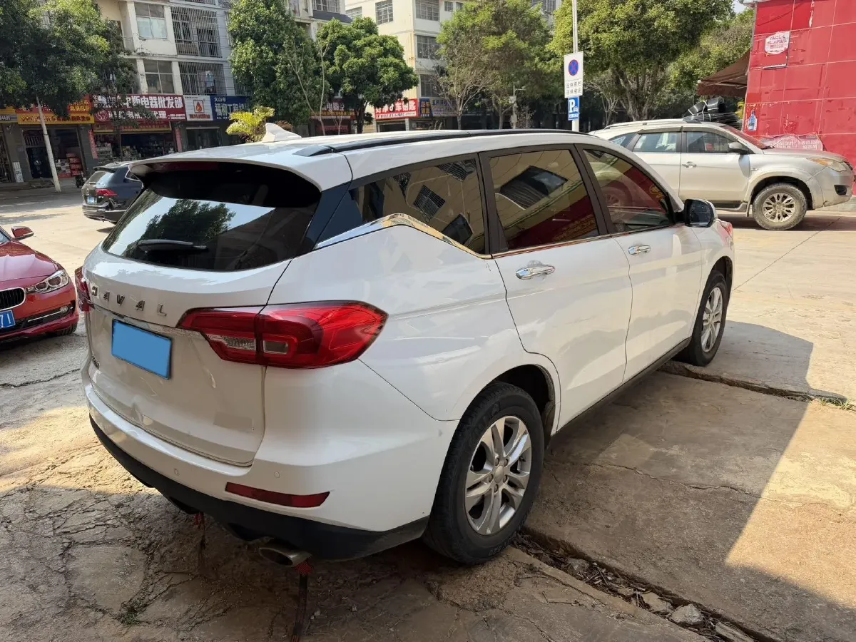2019 Haval M6 1.5T 150HP L4 7DCT,autocango,china used car exporter,china ev exporter,chinese used car exporter,chinese used ev exporter