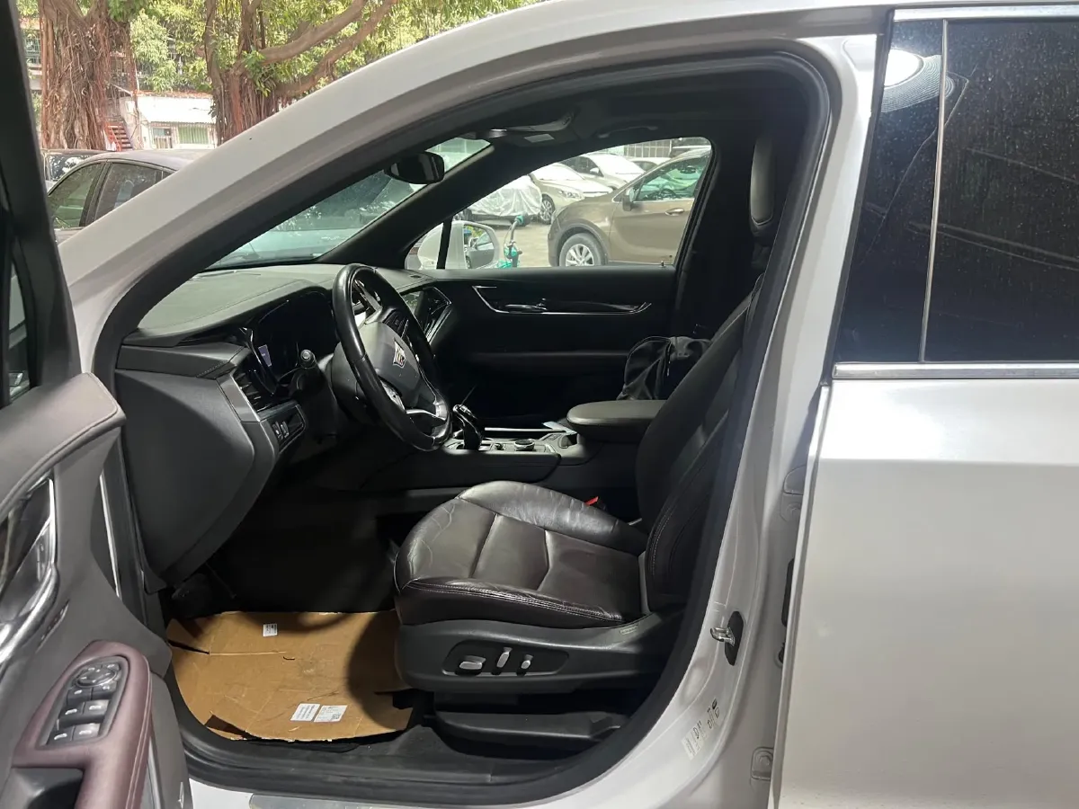 2020 Cadillac XT6 2.0T 237HP L4 9AT,autocango,china used car exporter,china ev exporter,chinese used car exporter,chinese used ev exporter