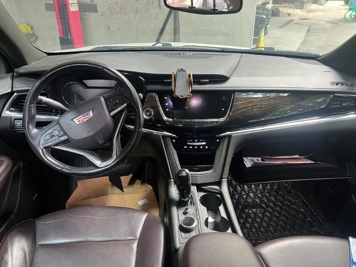 2020 Cadillac XT6 2.0T 237HP L4 9AT,autocango,china used car exporter,china ev exporter,chinese used car exporter,chinese used ev exporter