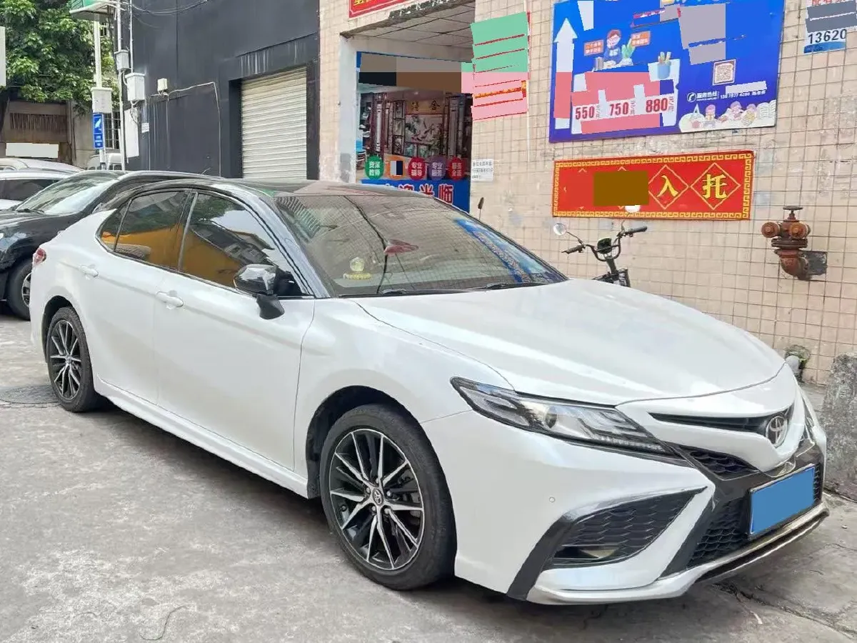 2021 Toyota Camry 2.5L 209HP L4 8AT,autocango,china used car exporter,china ev exporter,chinese used car exporter,chinese used ev exporter