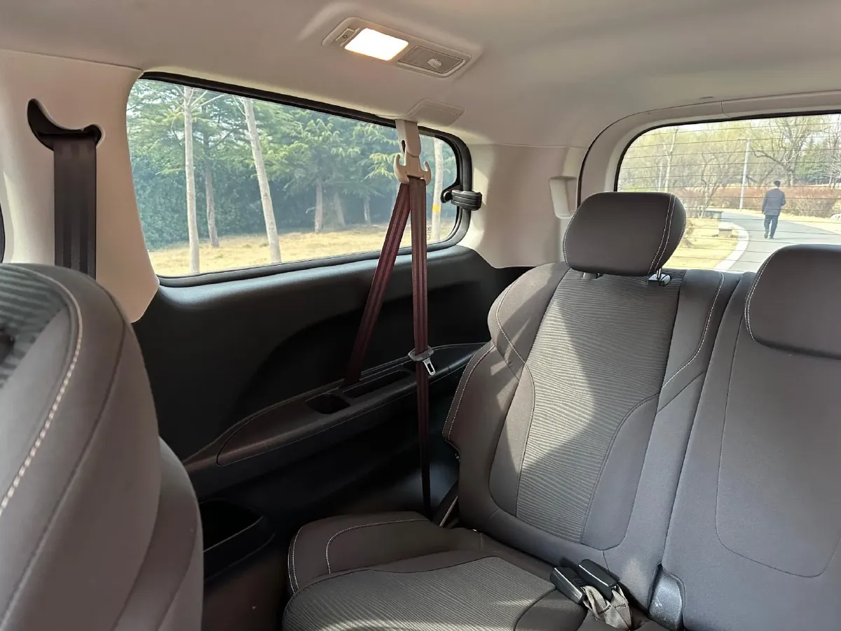 2021 MAXUS G20 2.0T 163HP L4 8AT,autocango,china used car exporter,china ev exporter,chinese used car exporter,chinese used ev exporter