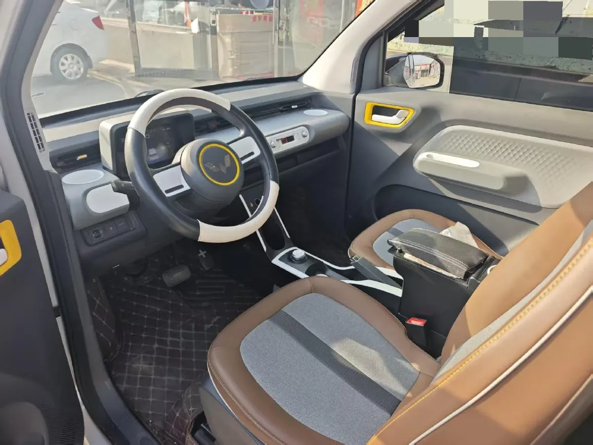 2022 WuLing HongGuang MINI EV BEV 26.5KWH,autocango,china used car exporter,china ev exporter,chinese used car exporter,chinese used ev exporter