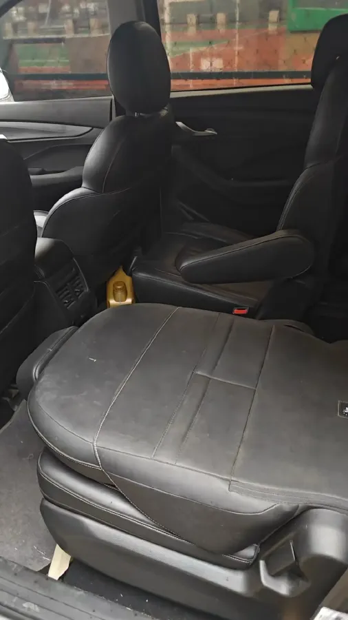 2019 BaoJun 360 1.5L 105HP L4 6MT,autocango,china used car exporter,china ev exporter,chinese used car exporter,chinese used ev exporter