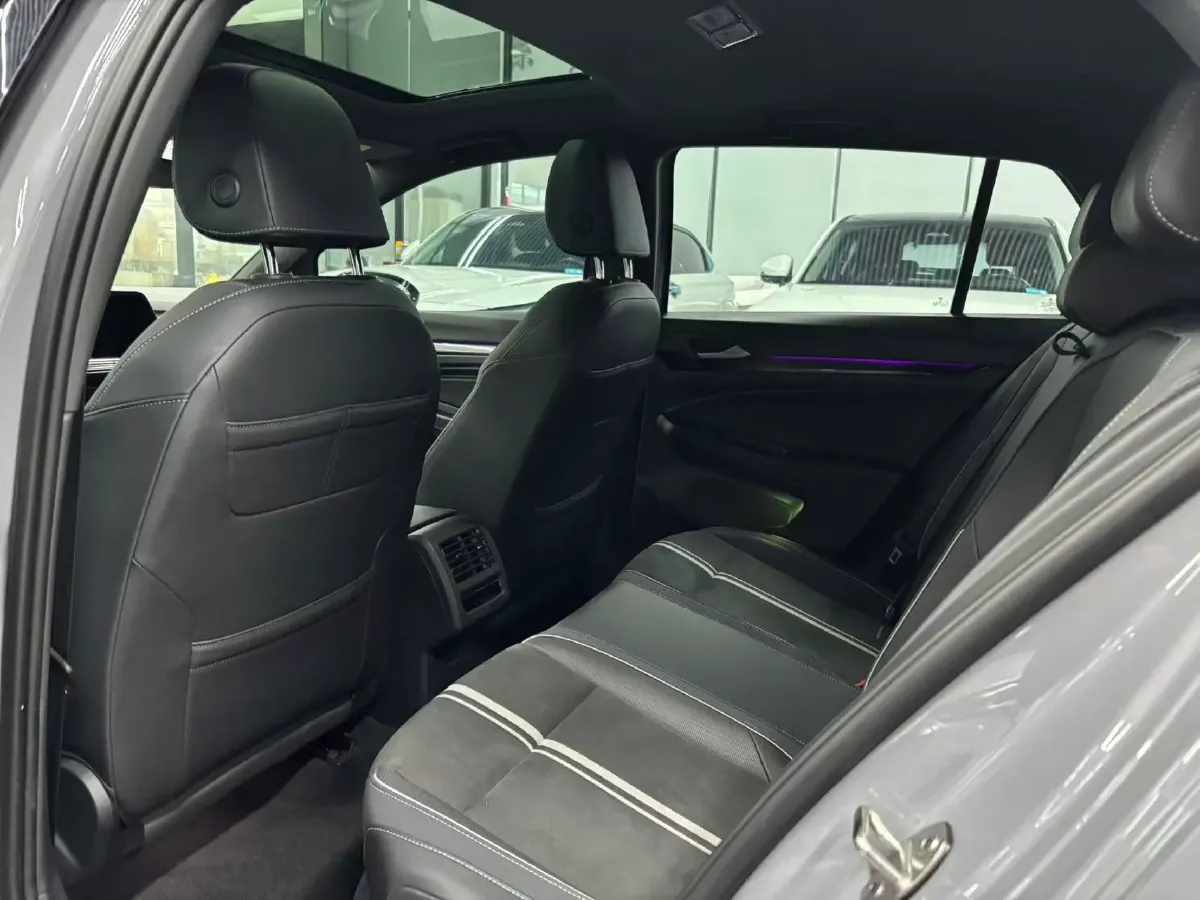 2023 Volkswagen Golf 1.4T 150HP L4 7DCT,autocango,china used car exporter,china ev exporter,chinese used car exporter,chinese used ev exporter