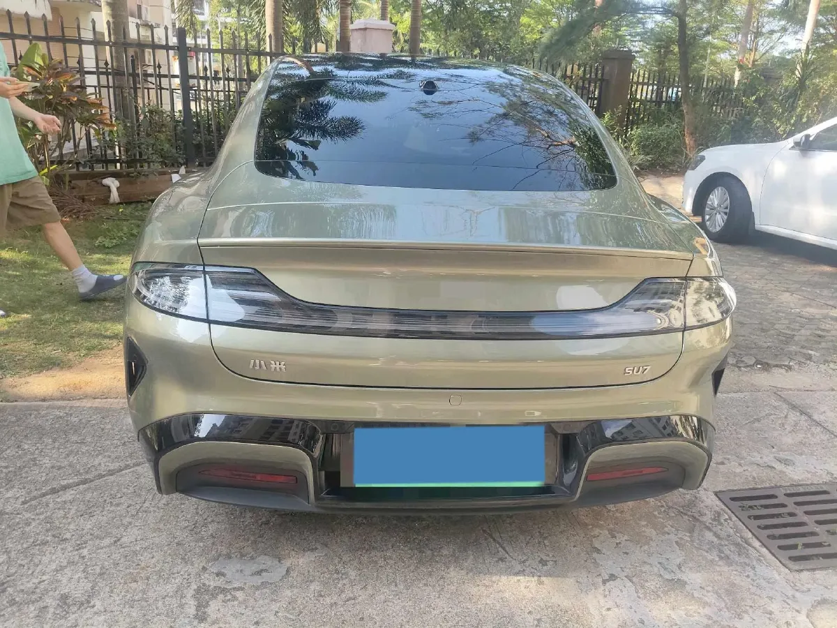 2024 MI SU7 BEV 73.6KWH,autocango,china used car exporter,china ev exporter,chinese used car exporter,chinese used ev exporter