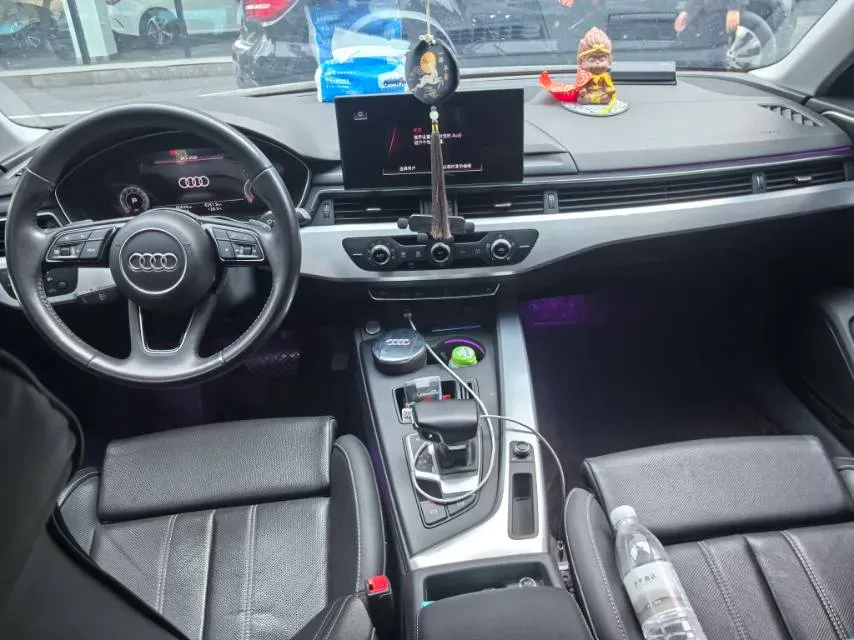 2020 Audi A4L 2.0T 190HP L4 7DCT,autocango,china used car exporter,china ev exporter,chinese used car exporter,chinese used ev exporter