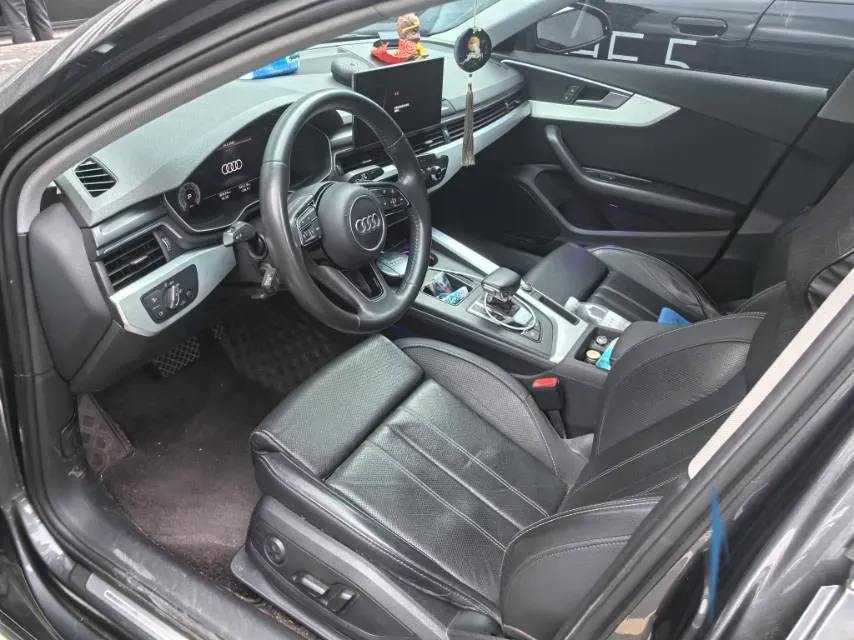 2020 Audi A4L 2.0T 190HP L4 7DCT,autocango,china used car exporter,china ev exporter,chinese used car exporter,chinese used ev exporter